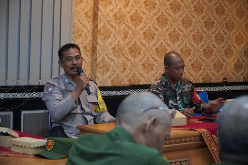 Pentingnya Peran Linmas dan Satpam Se-Desa Dalung Dalam Pengamanan Pada Pilkada Serentak
